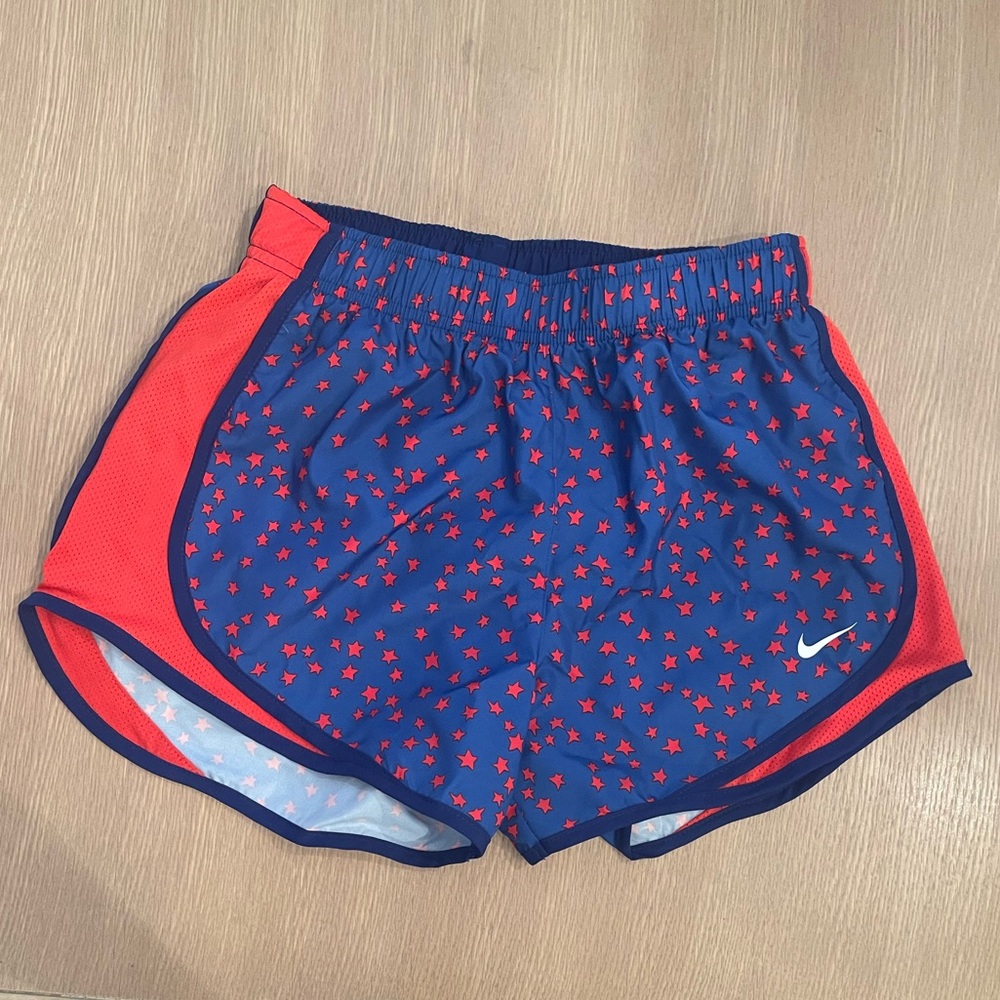 Women’s Nike Tempo Shorts